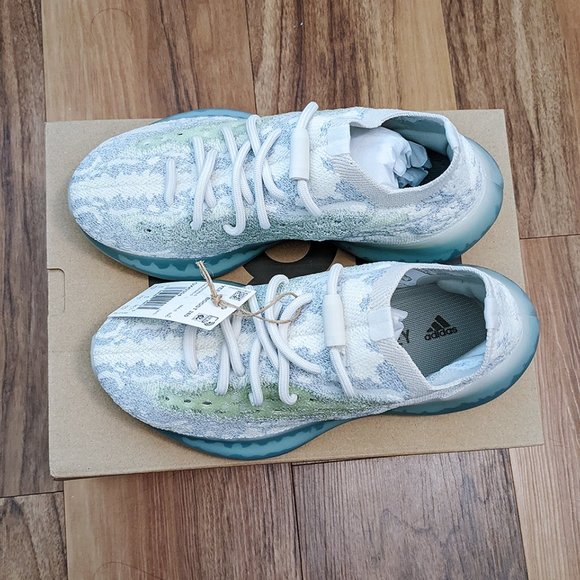 NEW Adidas Yeezy Boost 380 in Alien Blue - Men\'s Size 4.5 main image 6